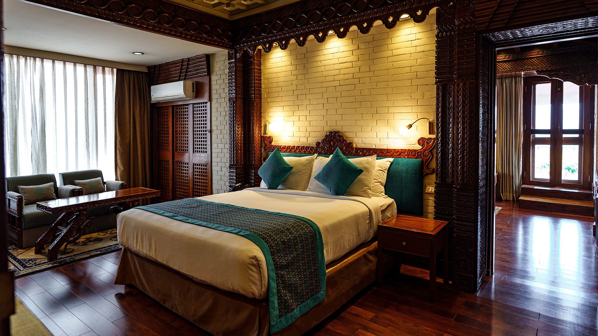 Hotel Yak and Yeti The Business Suites